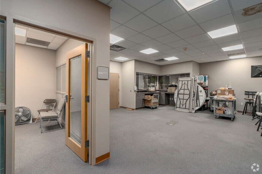 More Photos Of 308 E Centerview St, China Grove Office For Sale