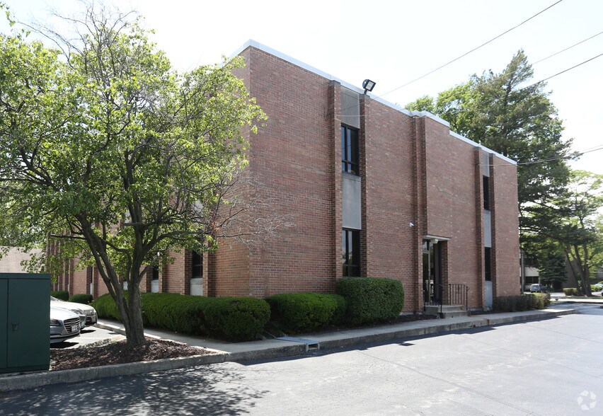 More Photos Of 12413 S Harlem Ave, Palos Heights Office For Lease