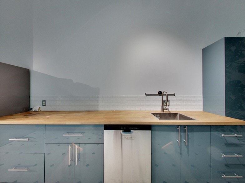 More Photos Of 1890 Bryant St, San Francisco Warehouse For Lease