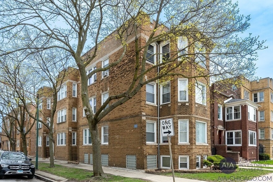 More Photos Of 11201 S King Dr, Chicago Apartments For Sale