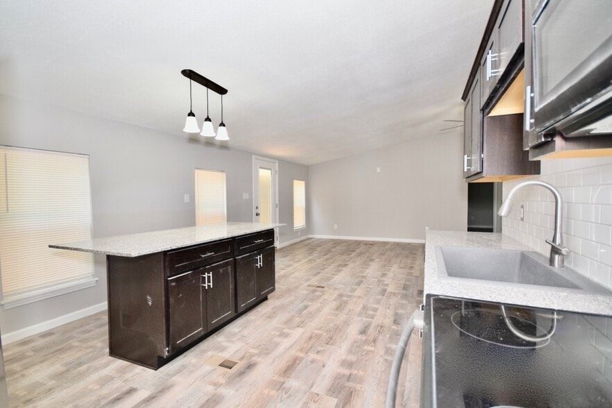 More Photos Of 3041 Meyer Rd, Festus Manufactured Housing Mobile Home Park For Sale