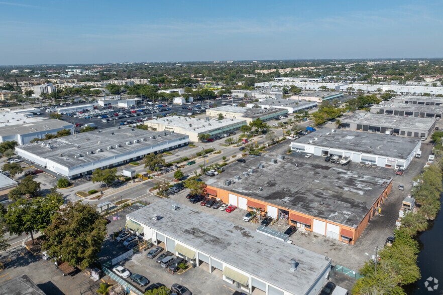 More Photos Of 1703-1747 NW 38th Ave, Lauderhill Unknown For Lease
