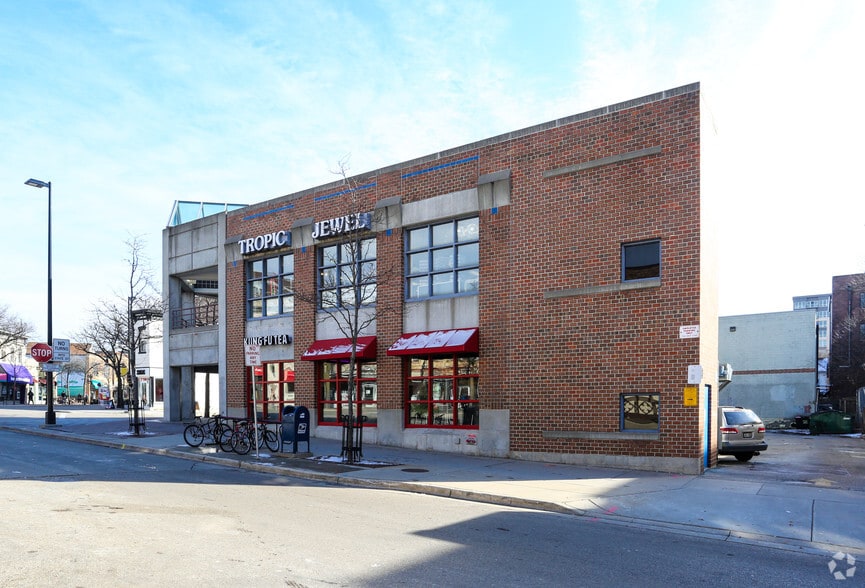 More Photos Of 449 State St, Madison General Retail For Lease