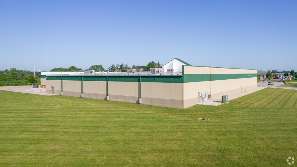 More Photos Of 8757 Delta Market Dr, Lansing Freestanding For Lease