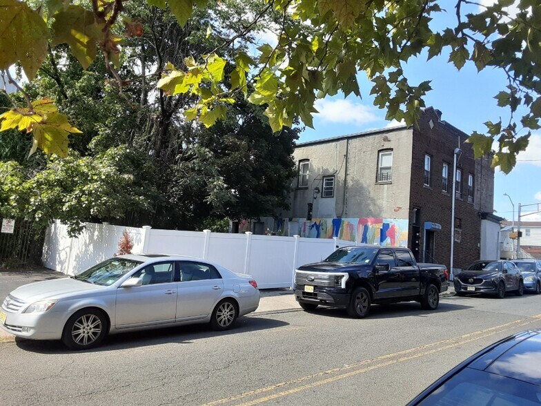 More Photos Of 758 Ocean Ave, Jersey City Storefront Retail Residential For Sale