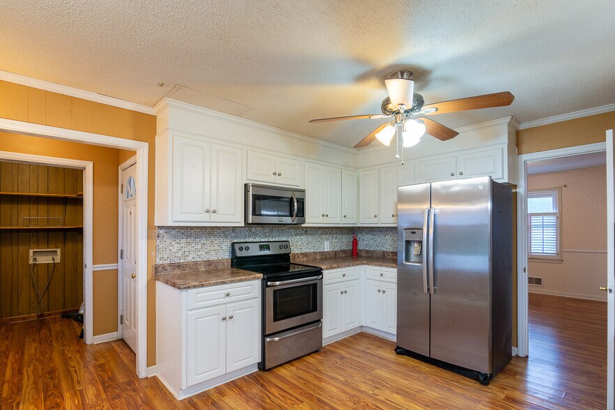 More Photos Of 4421 Hereford Farm Rd, Evans Specialty For Sale