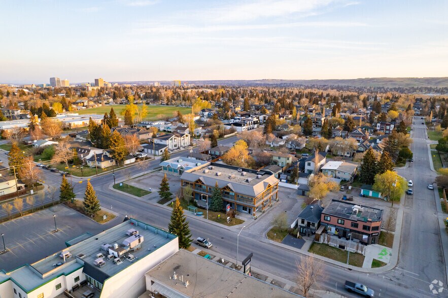 More Photos Of 1910 20th Ave NW, Calgary Office For Lease