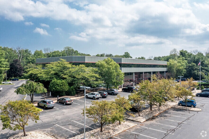More Photos Of 200 Business Park Dr, Armonk Office For Lease