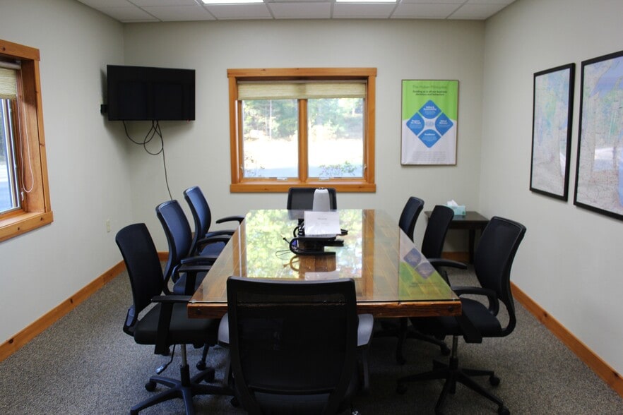 More Photos Of 9559 Bolger Lake Rd, Minocqua Office For Sale
