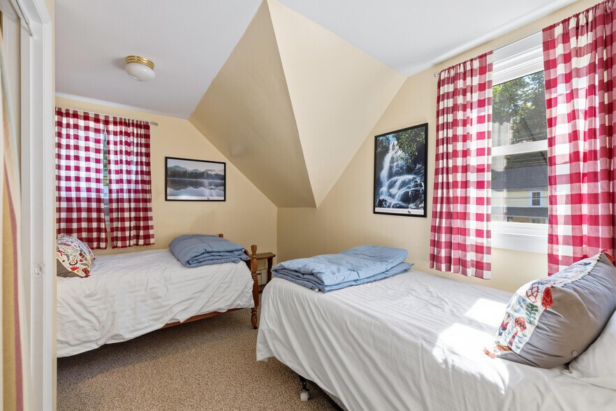 More Photos Of 1834 NY-73 Scenic, Keene Valley Hospitality For Sale
