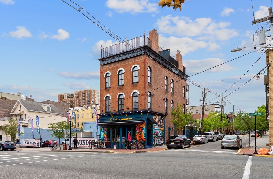 More Photos Of 3417 Park Ave, Weehawken Restaurant For Sale
