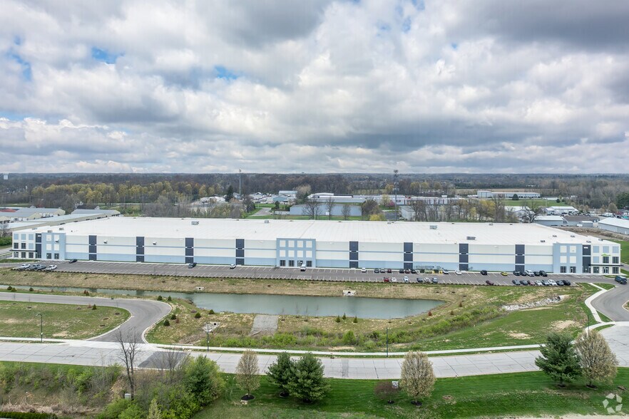 More Photos Of 1800 Deffenbaugh Ct, Columbus Distribution For Lease