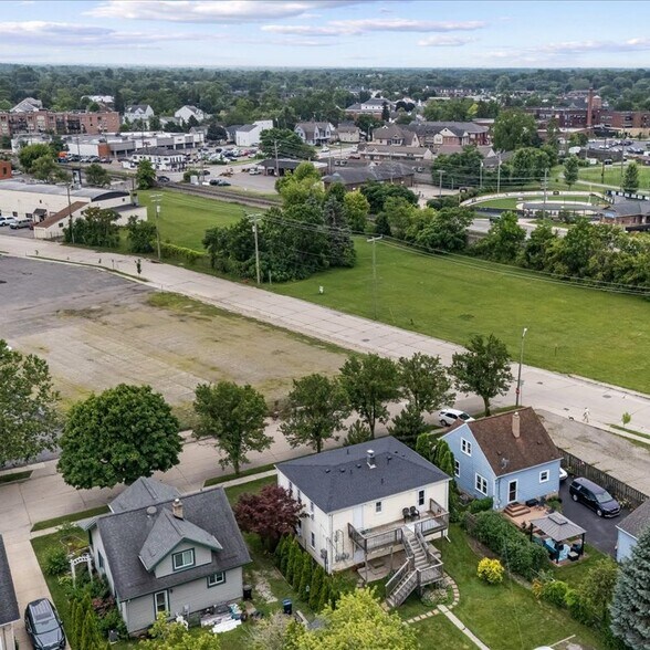 More Photos Of 318 Blanche St, Plymouth Multifamily For Sale