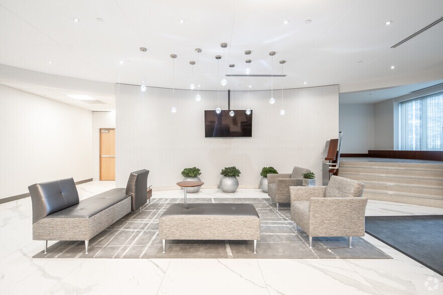 More Photos Of 6021 Connection Dr, Irving Unknown For Lease