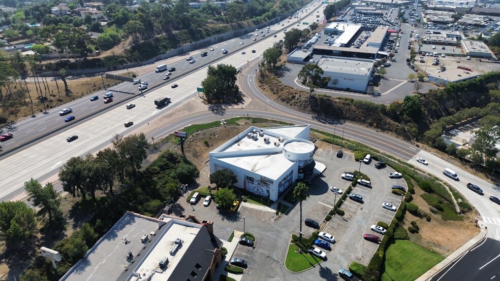 More Photos Of 5270 Jackson Dr, La Mesa Freestanding For Sale