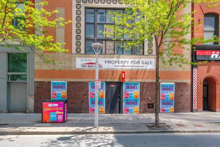 More Photos Of 123 Causeway St, Boston General Retail For Sale