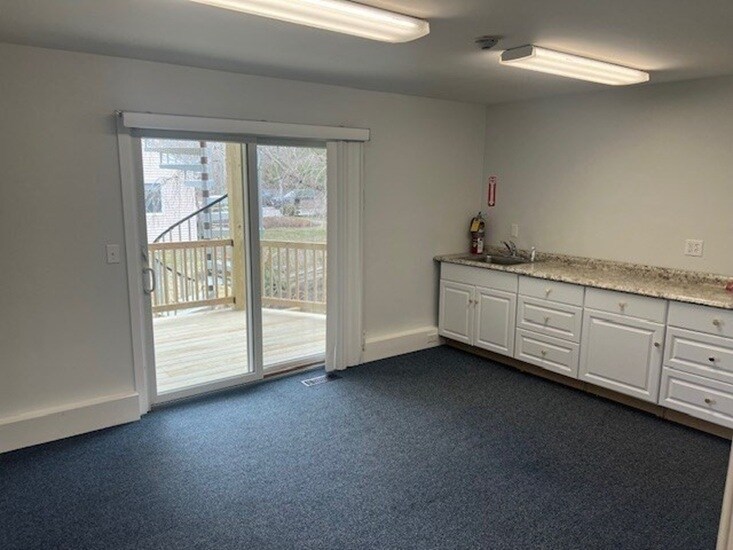 More Photos Of 15 Creek Rd, Marion Office For Sale