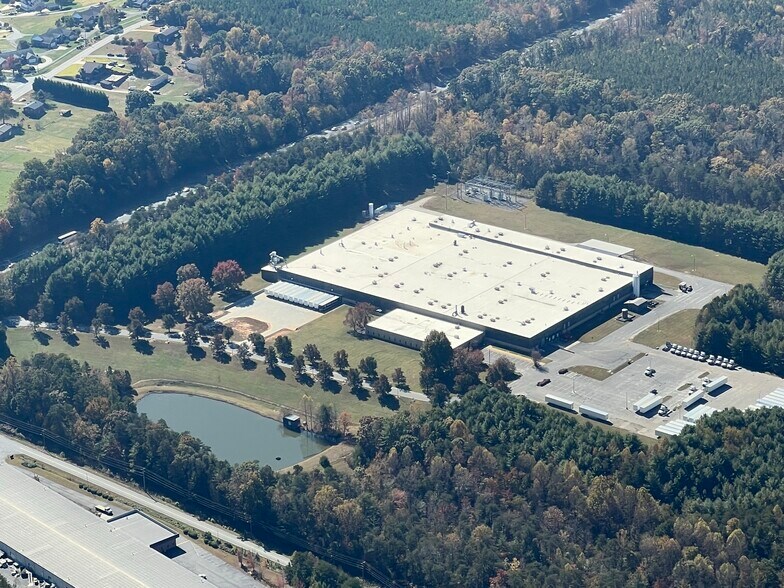 More Photos Of 1000 Chain Dr, Morganton Manufacturing For Lease