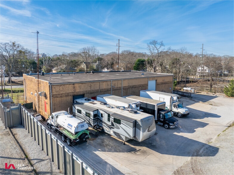 More Photos Of 1239 Willingham Dr, East Point Warehouse For Sale
