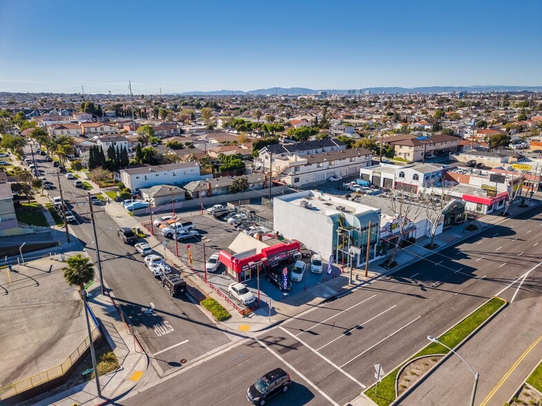 Primary Photo Of 17025 Hawthorne Blvd, Lawndale Specialty For Sale