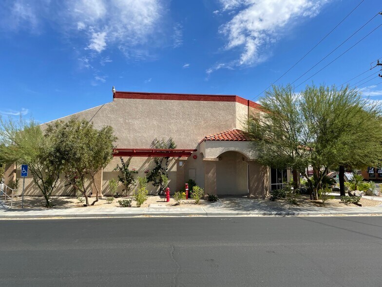 More Photos Of 32475 Date Palm Dr, Cathedral City Freestanding For Lease