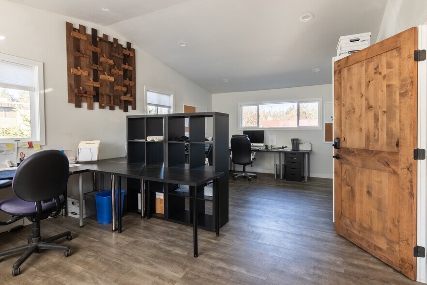 More Photos Of 9645-9655 SW Beaverton Hillsdale Hwy, Beaverton Medical For Sale