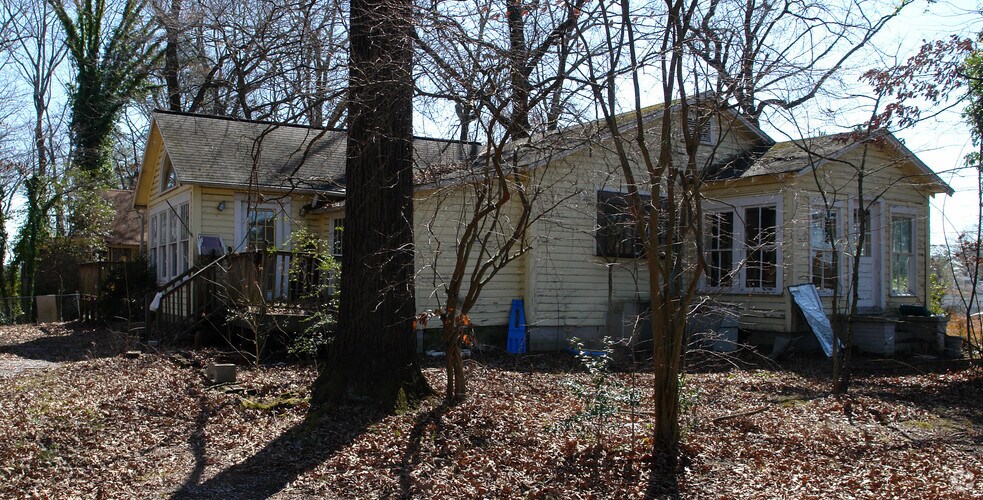 More Photos Of 1061-1081 Forestdale Blvd, Birmingham Land For Sale