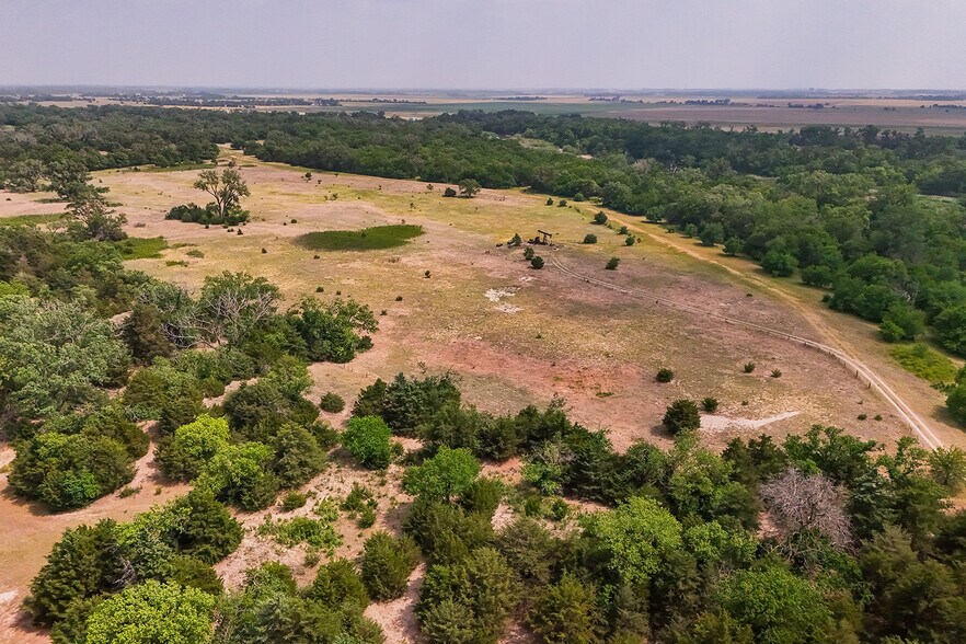 More Photos Of 9111 Long View Road, Burrton Land For Sale