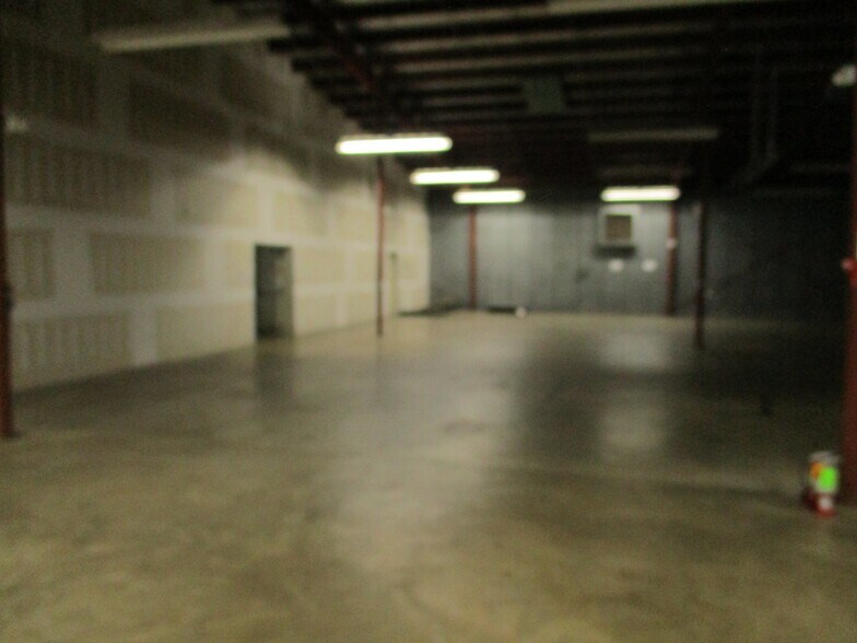 More Photos Of 91 New Leicester Hwy, Asheville Flex For Sale