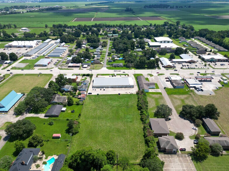 More Photos Of 58630 Belleview Dr, Plaquemine Freestanding For Sale