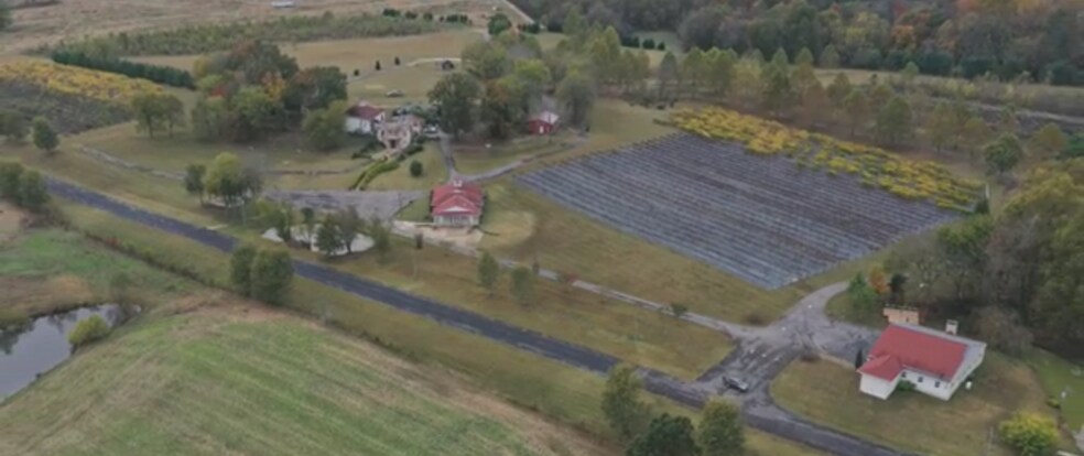 More Photos Of 2982 Harvey Bowden Rd, Paris Winery Vineyard For Sale