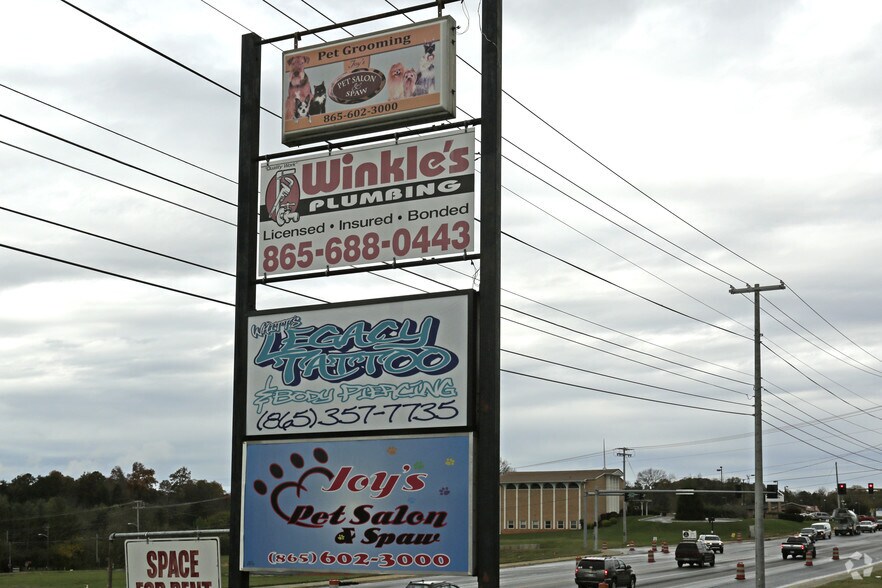 More Photos Of 5403 Western Ave, Knoxville Freestanding For Lease