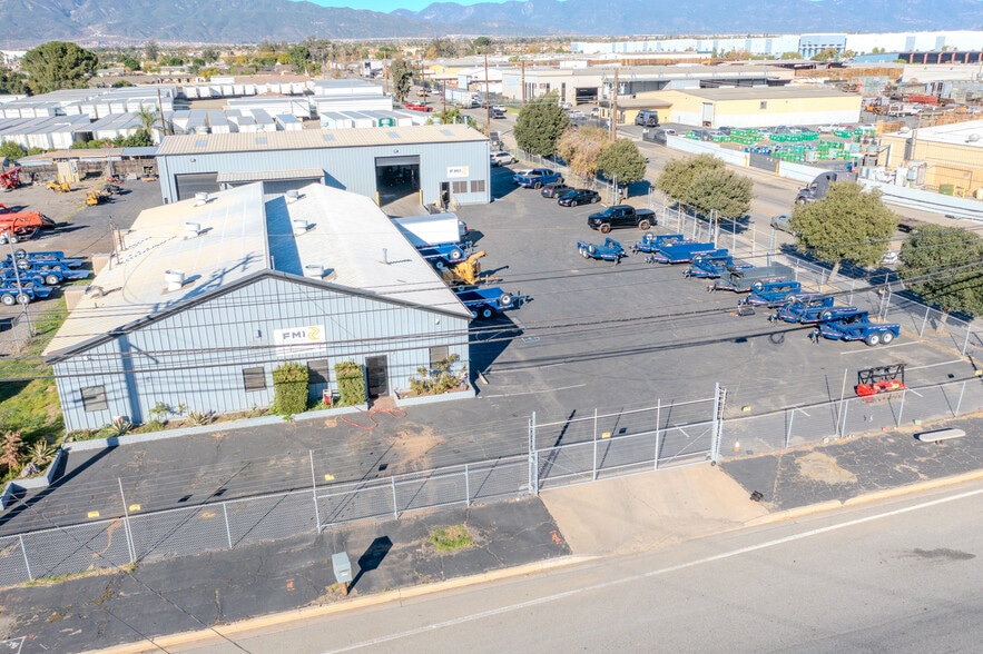 More Photos Of 15286 Arrow Route, Fontana Warehouse For Lease