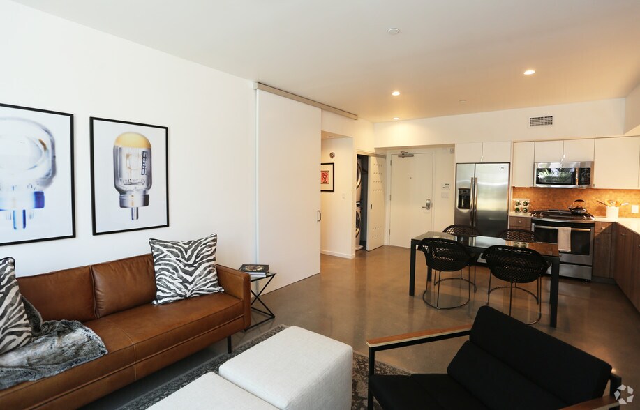 More Photos Of 8350-8358 Santa Monica Blvd, West Hollywood Apartments For Lease