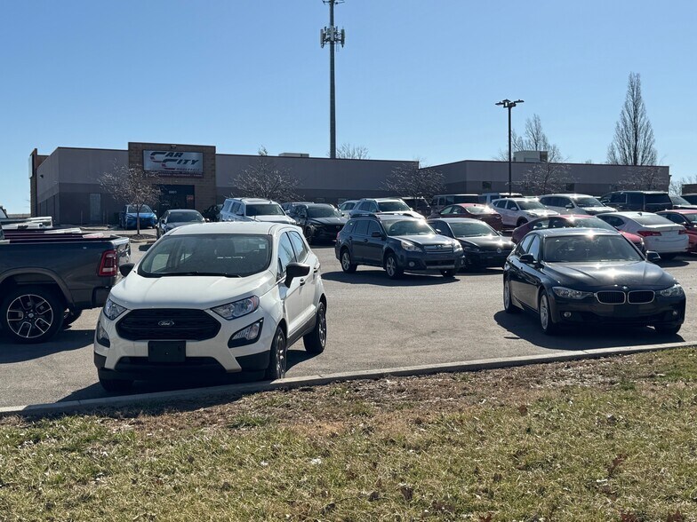 Primary Photo Of 6801 Hedge Lane Ter, Shawnee Showroom For Sale
