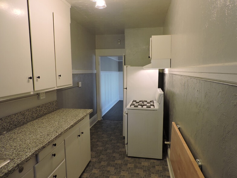 More Photos Of 1421 G St, Sacramento Apartments For Sale