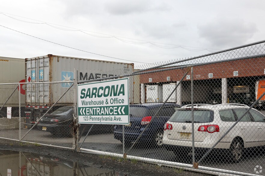 More Photos Of 123-125 Pennsylvania Ave, Kearny Unknown For Lease
