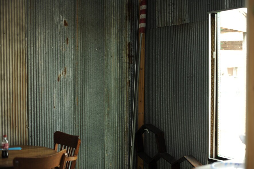 More Photos Of 108 Evans Ave, Apache Storefront For Lease