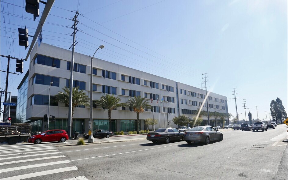 More Photos Of 8300-8400 S Vermont Ave, Los Angeles Office For Lease