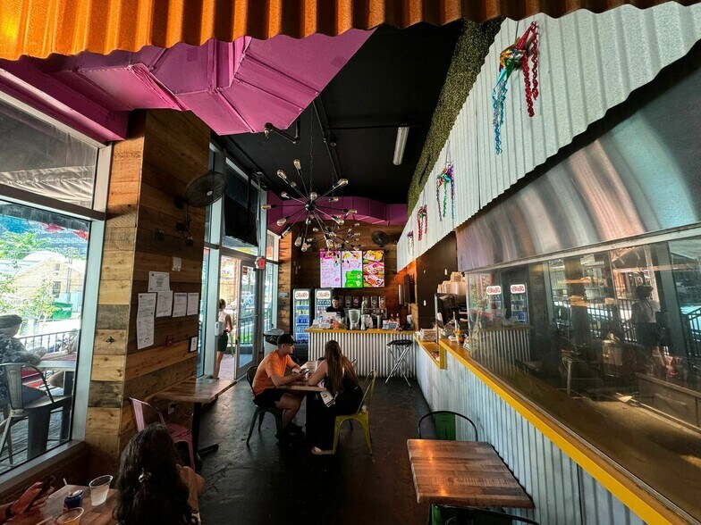 More Photos Of 28 SW 11th St, Miami General Retail For Lease
