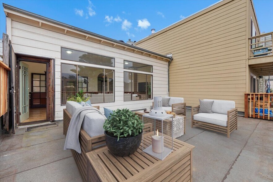 More Photos Of 1524-1526 Irving St, San Francisco Storefront Retail Residential For Sale