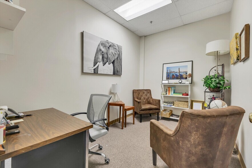 More Photos Of 1607 Route 300, Newburgh Office For Lease