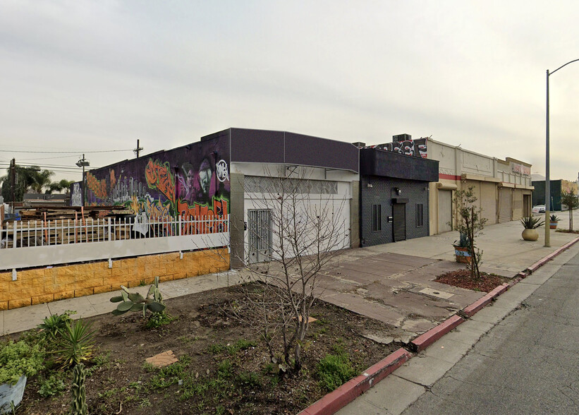 Primary Photo Of 7220 S Western Ave, Los Angeles Storefront For Sale