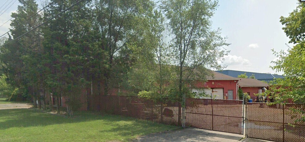 More Photos Of 3000-3004 Lefferson Rd, Middletown Warehouse For Sale