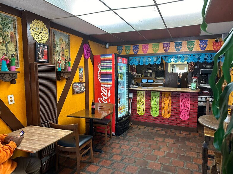 More Photos Of 4109 W Olive Ave, Burbank Storefront Retail Office For Sale