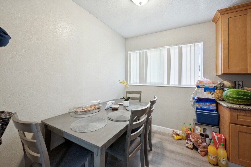 More Photos Of 550 Berry Ave, Hayward Apartments For Sale