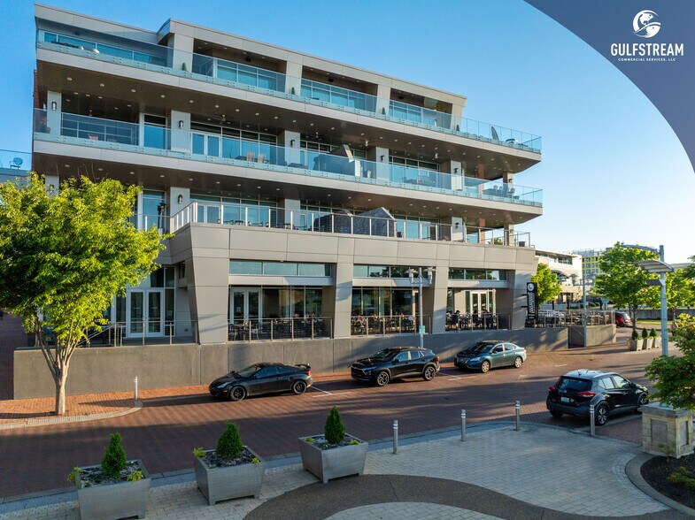 Primary Photo Of 101 Frederica St, Owensboro Restaurant For Lease