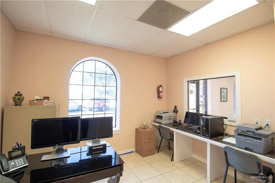 More Photos Of 3516 Buddy Owens Ave, McAllen Office For Sale
