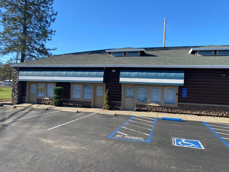 More Photos Of 3971 Durock Rd, Shingle Springs Showroom For Sale