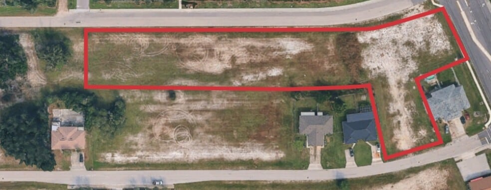 Primary Photo Of 618 SW 2nd Ter, Cape Coral Land For Sale